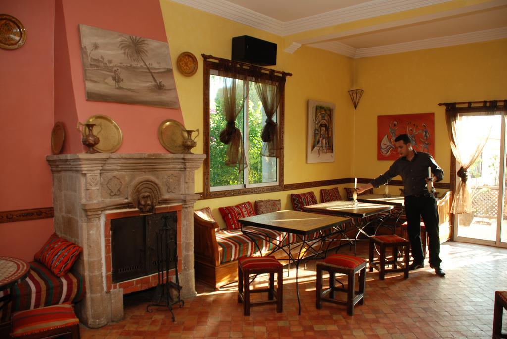 Zahra Hotel