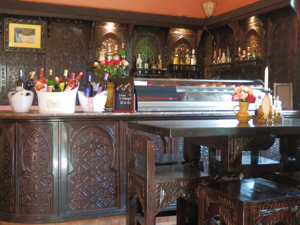 Zahra Hotel
