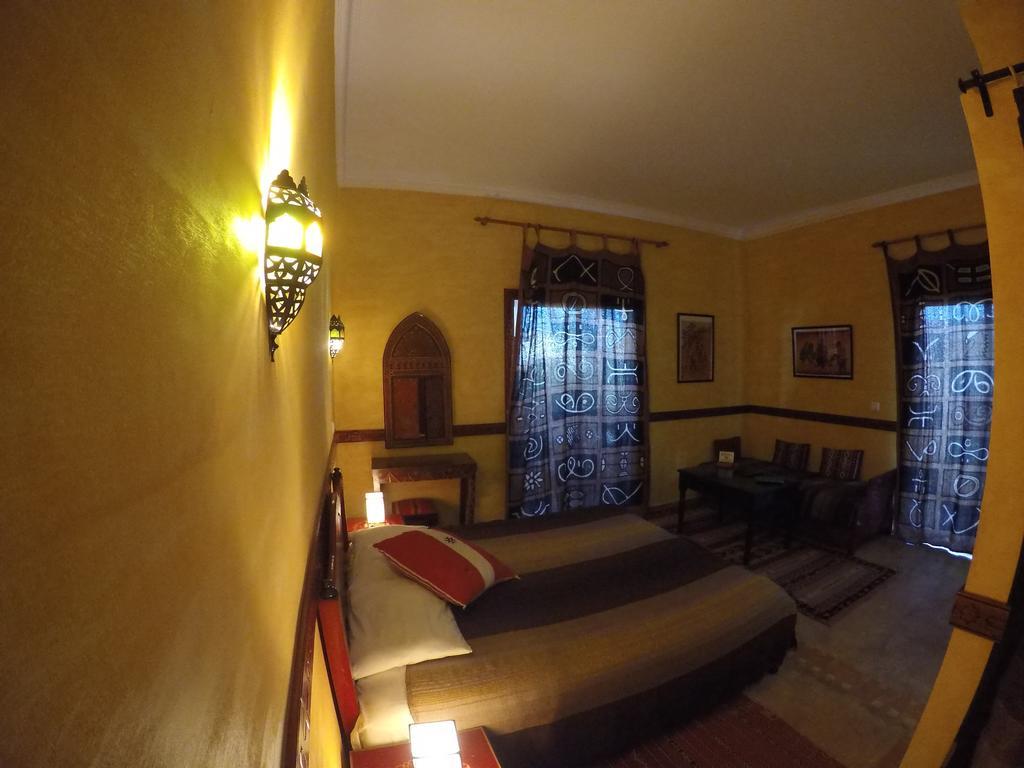 Zahra Hotel
